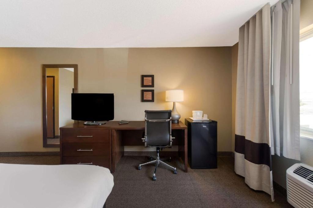 Comfort Inn East Wichita Eksteriør bilde